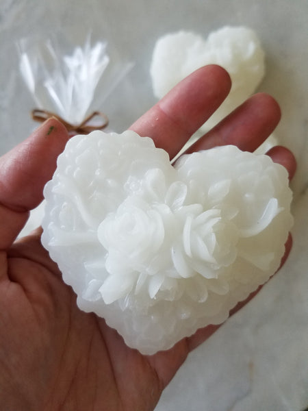 Rose Heart Soap Party Favors for Bridal Showers Weddings Set of 12 - The Lovely Gift Co