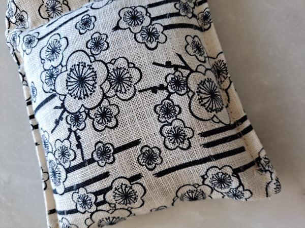 Weighted Eye Mask without Strap, Unscented Migraine Headache Eye Pillow, Yoga Nidra, Yoga Savasana - The Lovely Gift Co